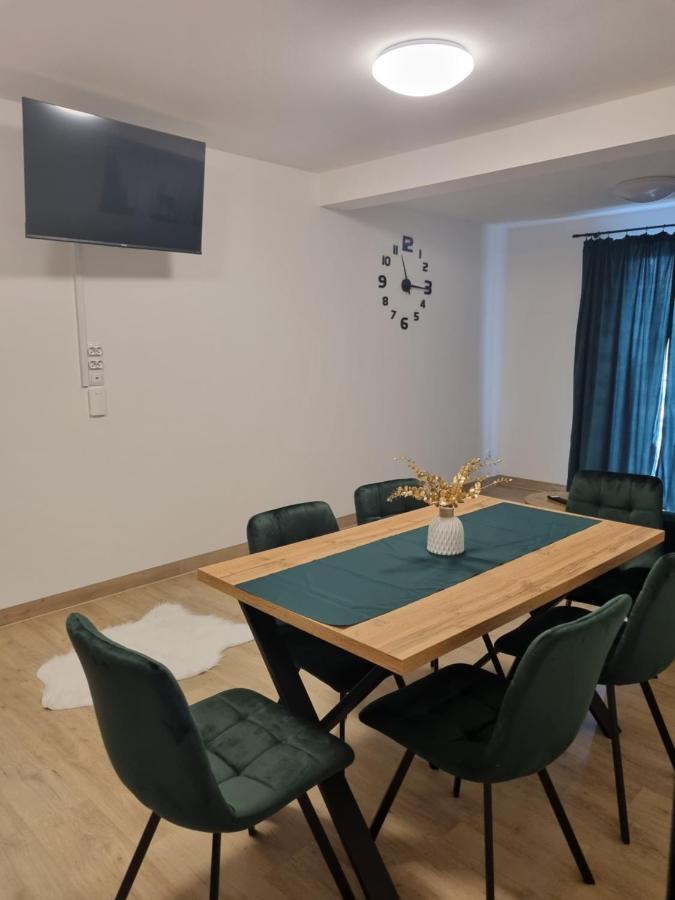 Apartamenty Jelen Pod Grapom Banska Nizna Kültér fotó